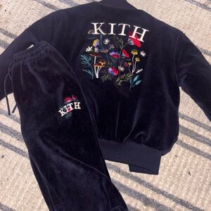 KITH Blue Velour tracksuit. Size 4T